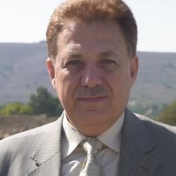 Dr. Waiel Awwad đ¸đž